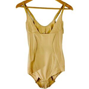 🤍 Maidenform Cream All-In-One Shapewear Bodysuit - Size 6 (EUC)